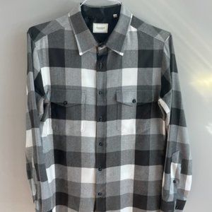 7 DIAMONDS BLACK & WHITE PLAID BUTTON DOWN SHIRT